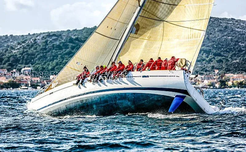 人人体育安卓下载江铃新能源大型赛事运动面层设计与性能评估：关键技术与应用实践